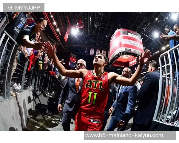 马刺与热火激战正酣NBA经典对决再度上演球迷热情高涨 马刺与热火激战正酣NBA经典对决再度上演球迷热情高涨